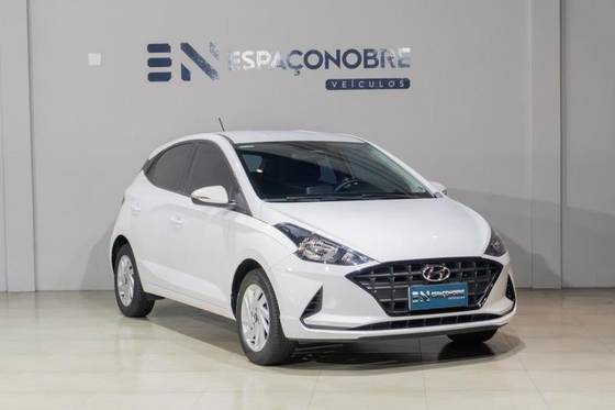 HYUNDAI HB20 1.0 12V FLEX EVOLUTION MANUAL HYUNDAI HB20 1.0 12V FLEX EVOLUTION MANUAL
